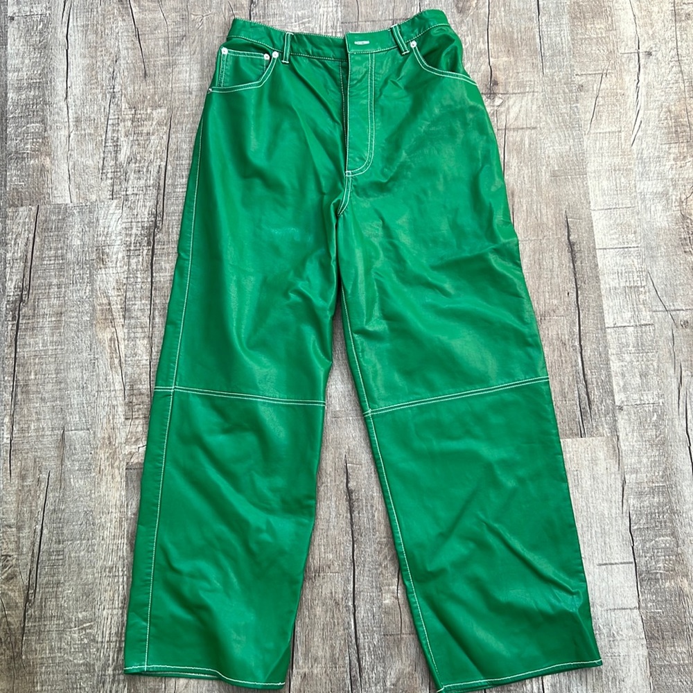 NWT FREE PEOPLE GREEN PANT (fits like a 6)